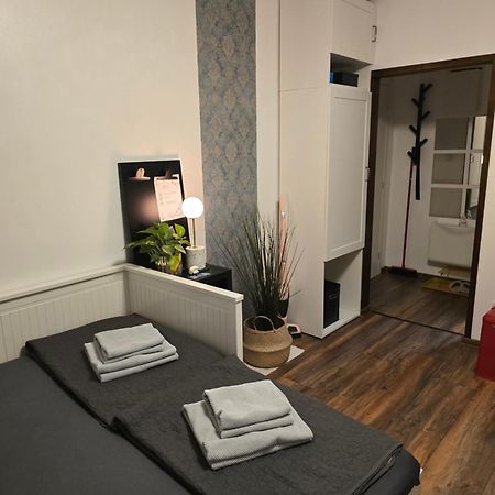 Studio Apartman Tamai Kutina Εξωτερικό φωτογραφία